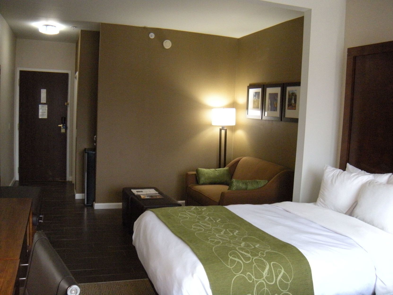 Premium bedding, down comforters, desk, blackout drapes