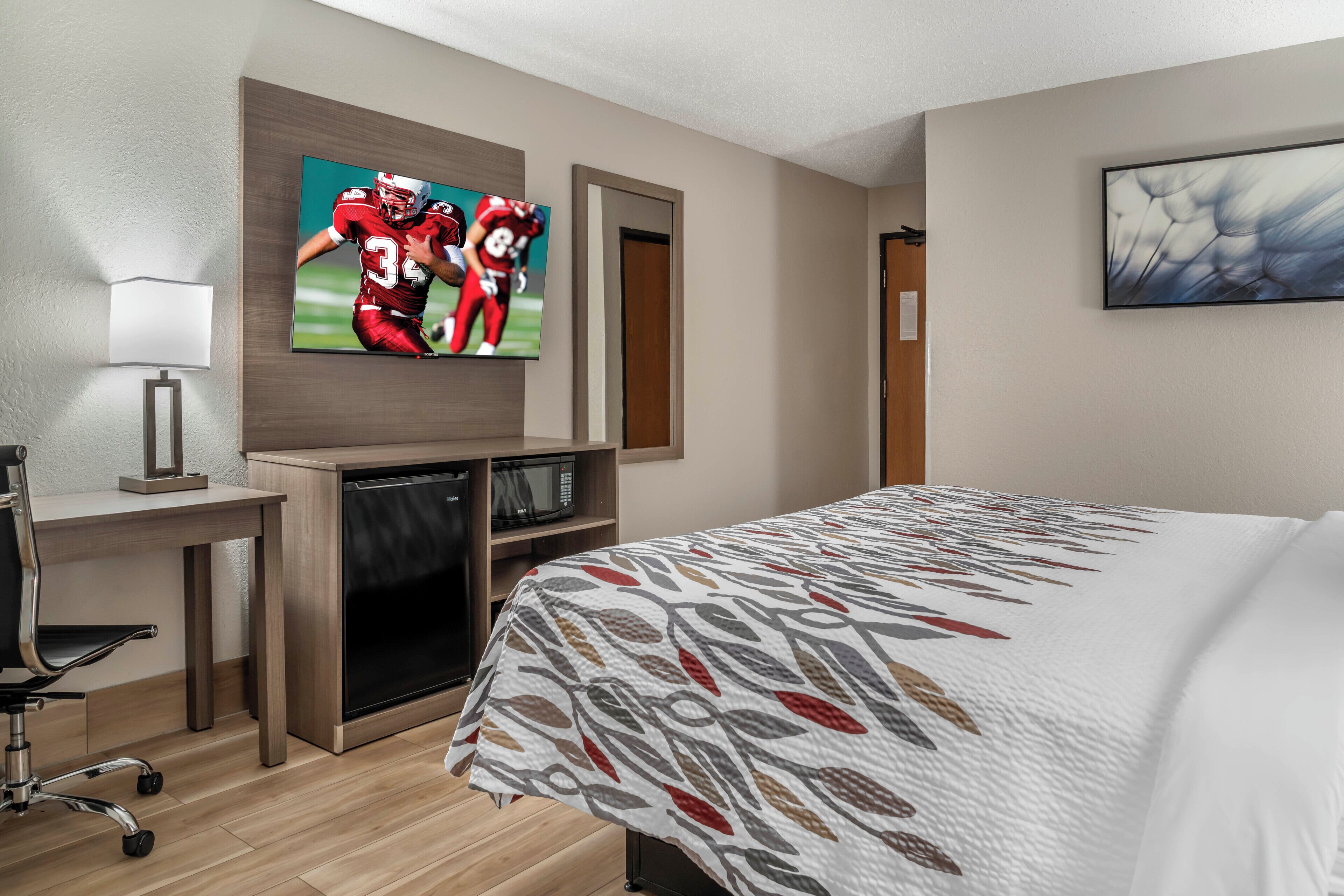 In-room safe, desk, laptop workspace, blackout curtains