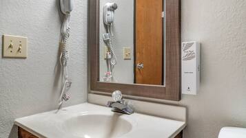 Combinazione doccia/vasca, set di cortesia gratuito, asciugacapelli