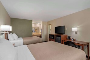 1 bedroom, desk, laptop workspace, blackout drapes