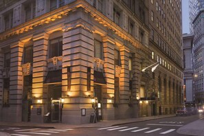 Exterior - Radisson Hotel New York Wall Street (New York)