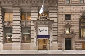 Exterior - Radisson Hotel New York Wall Street (New York)