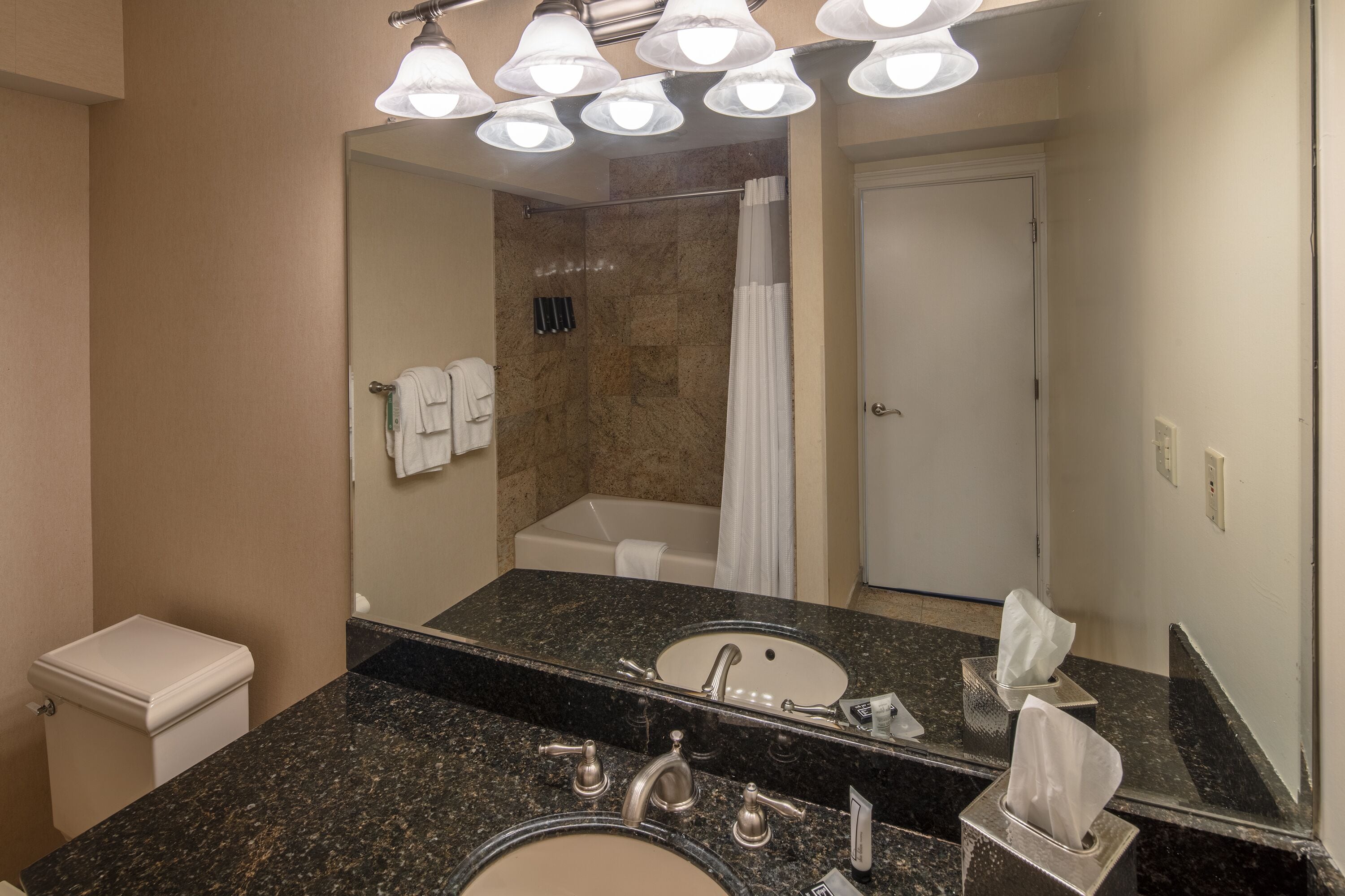 Foto - Collegian Hotel & Suites, Trademark Collection by Wyndham