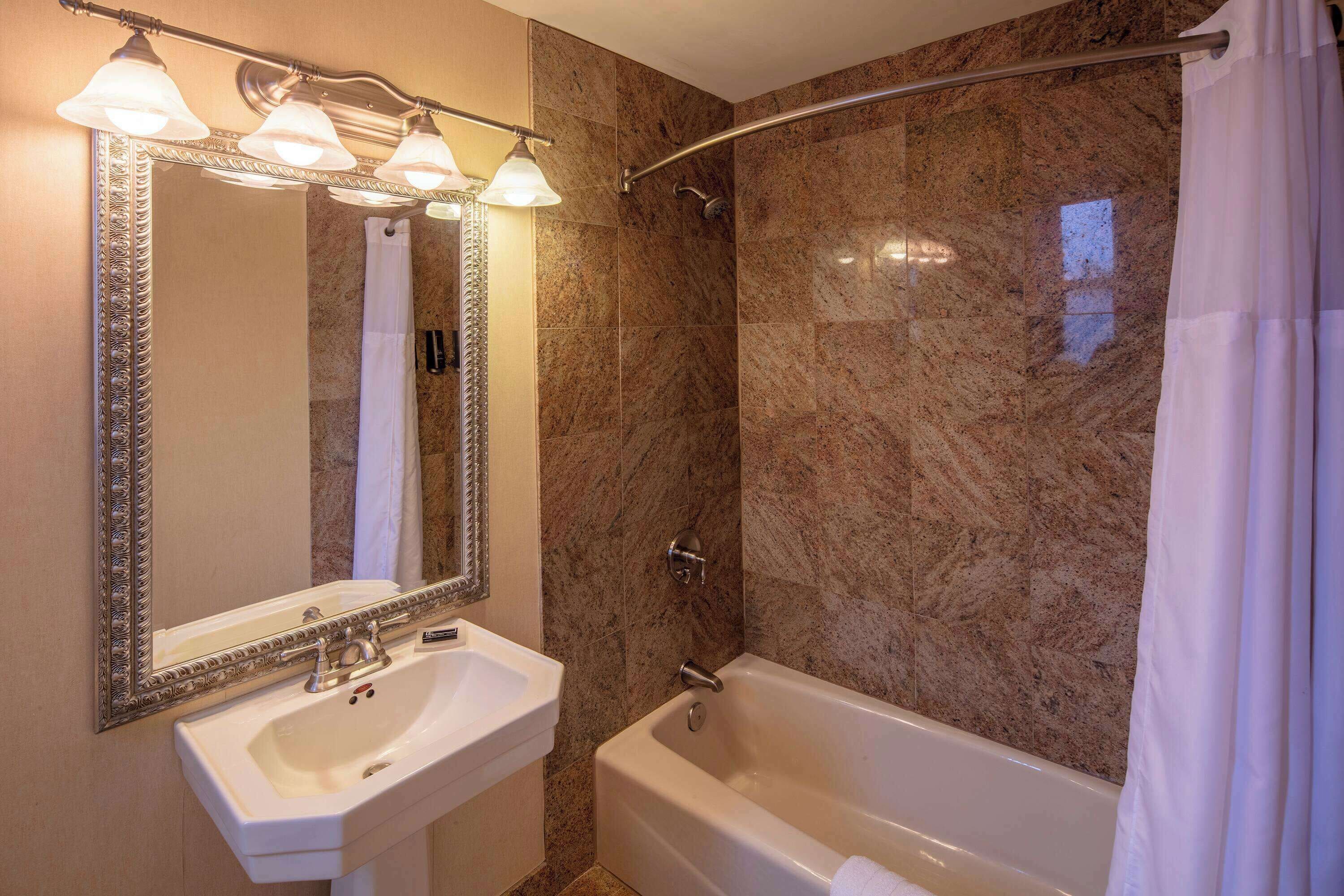 Foto - Collegian Hotel & Suites, Trademark Collection by Wyndham