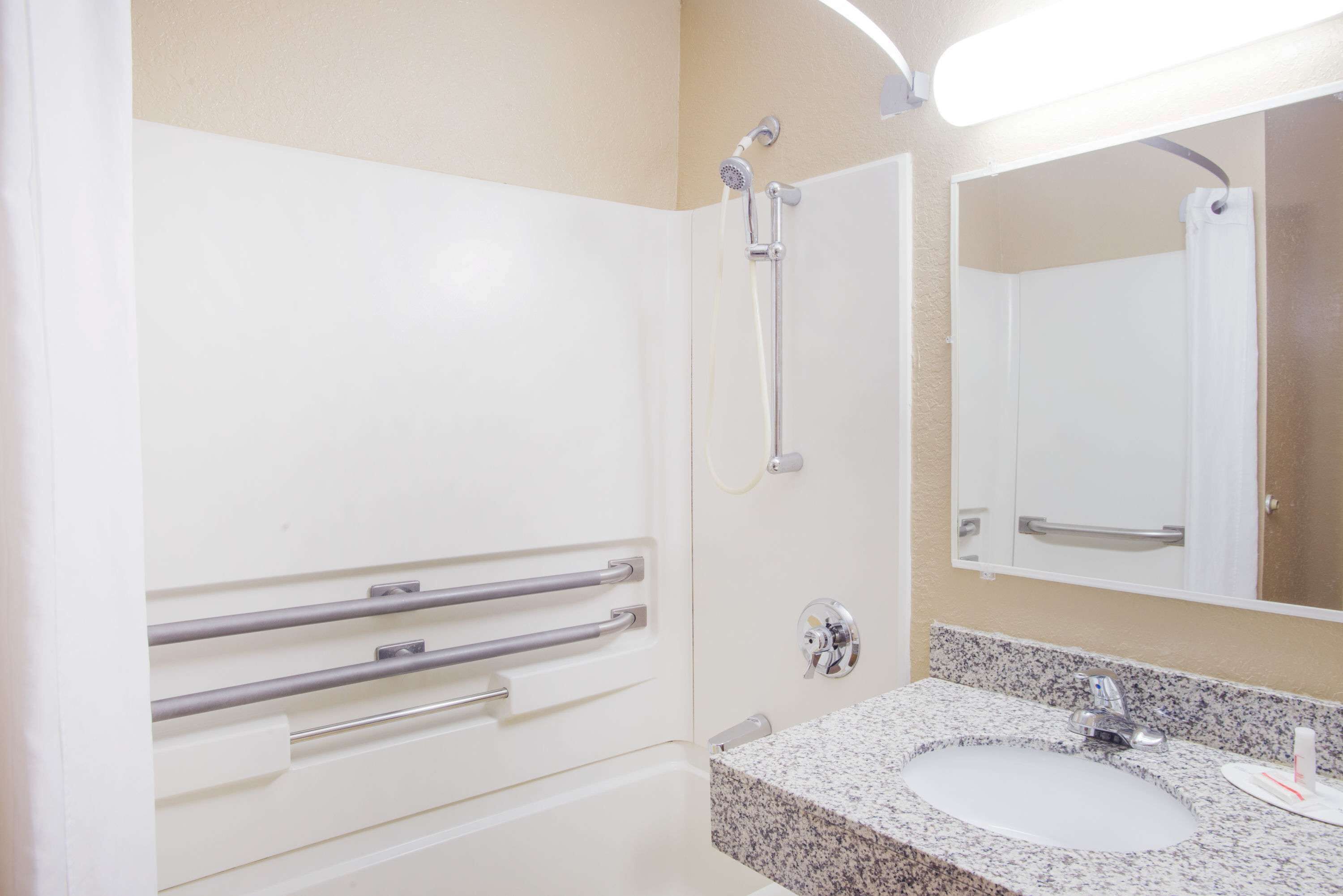 Foto - Super 8 by Wyndham Massena NY