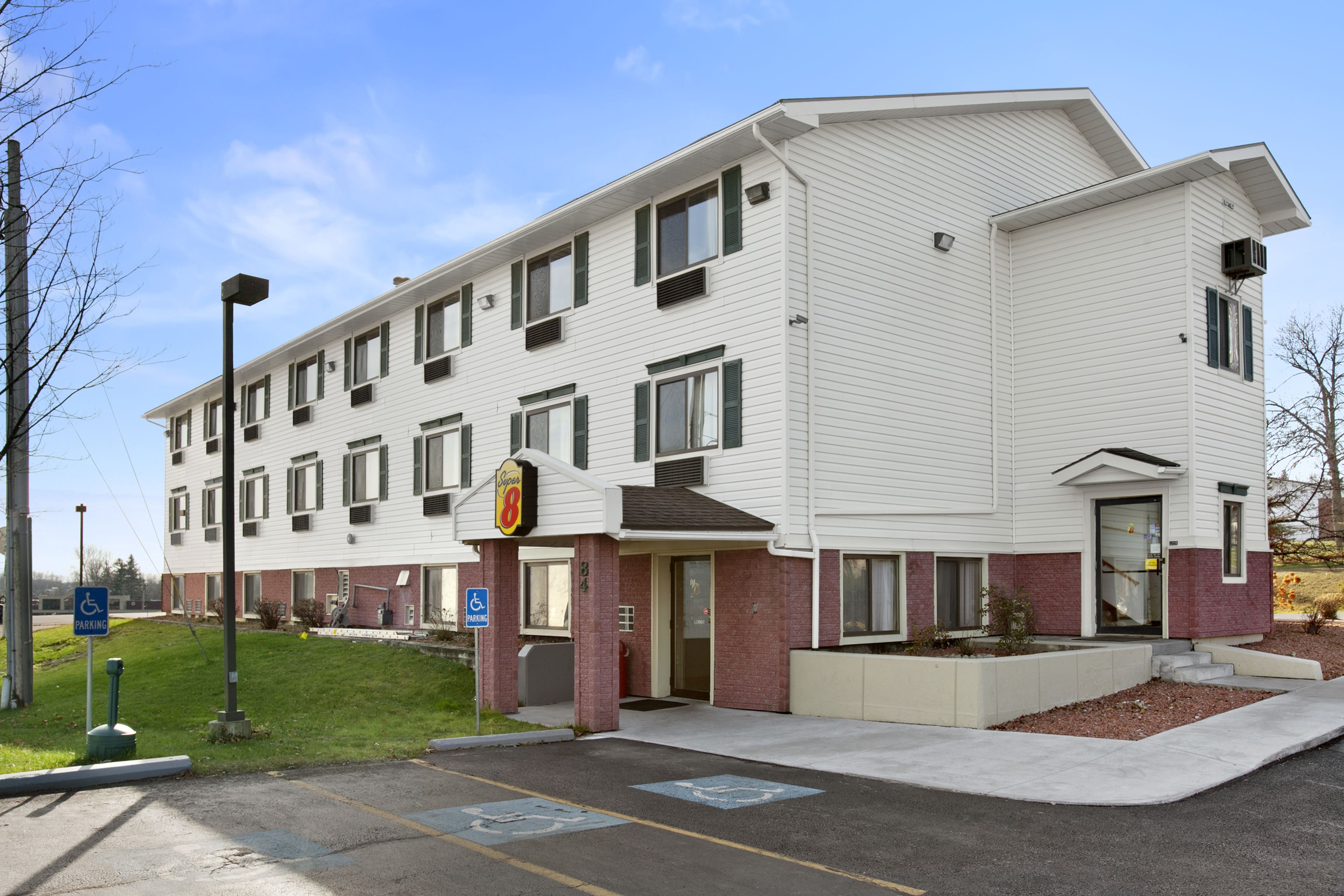 Fachada de la propiedad