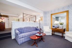 Suite Deluxe | 1 habitación, sábanas italianas Frette y ropa de cama de alta calidad 