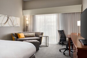 Ropa de cama de alta calidad y escritorio 