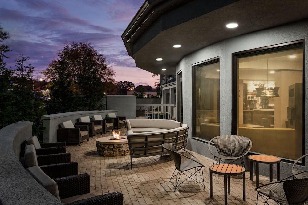 luxury hotels in Tupelo