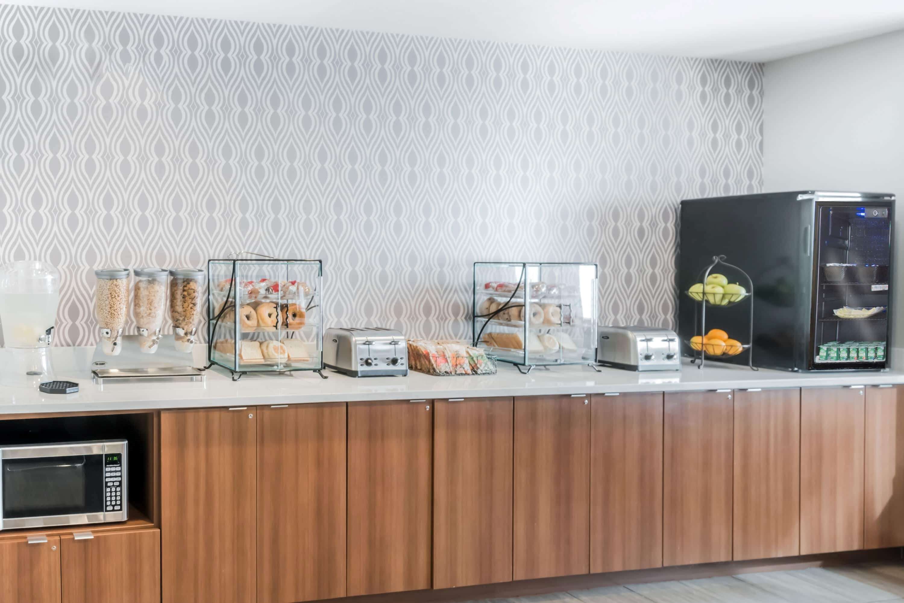 free daily on-the-go breakfast