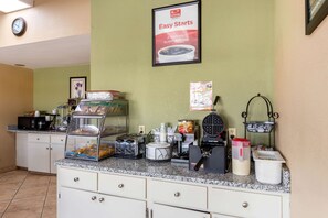Gratis kontinental frukost 