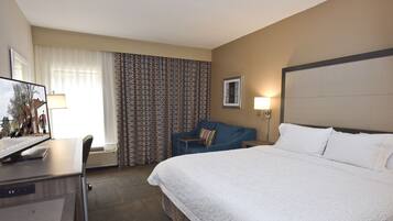 1 kingsize-seng og 1 sovesofa, ikke-røyk | Strykejern/-brett, wi-fi (inkludert), sengetøy og vekkerklokke