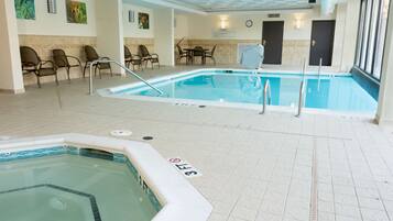 Hồ bơi trong nhà, hồ bơi ngoài trời