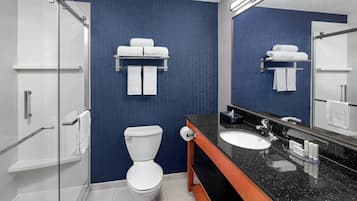 Room, 1 King Bed | Bathroom | Hair dryer, towels