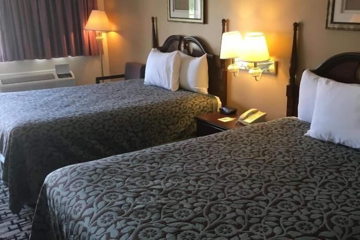 Desk, iron/ironing board, free WiFi, bed sheets