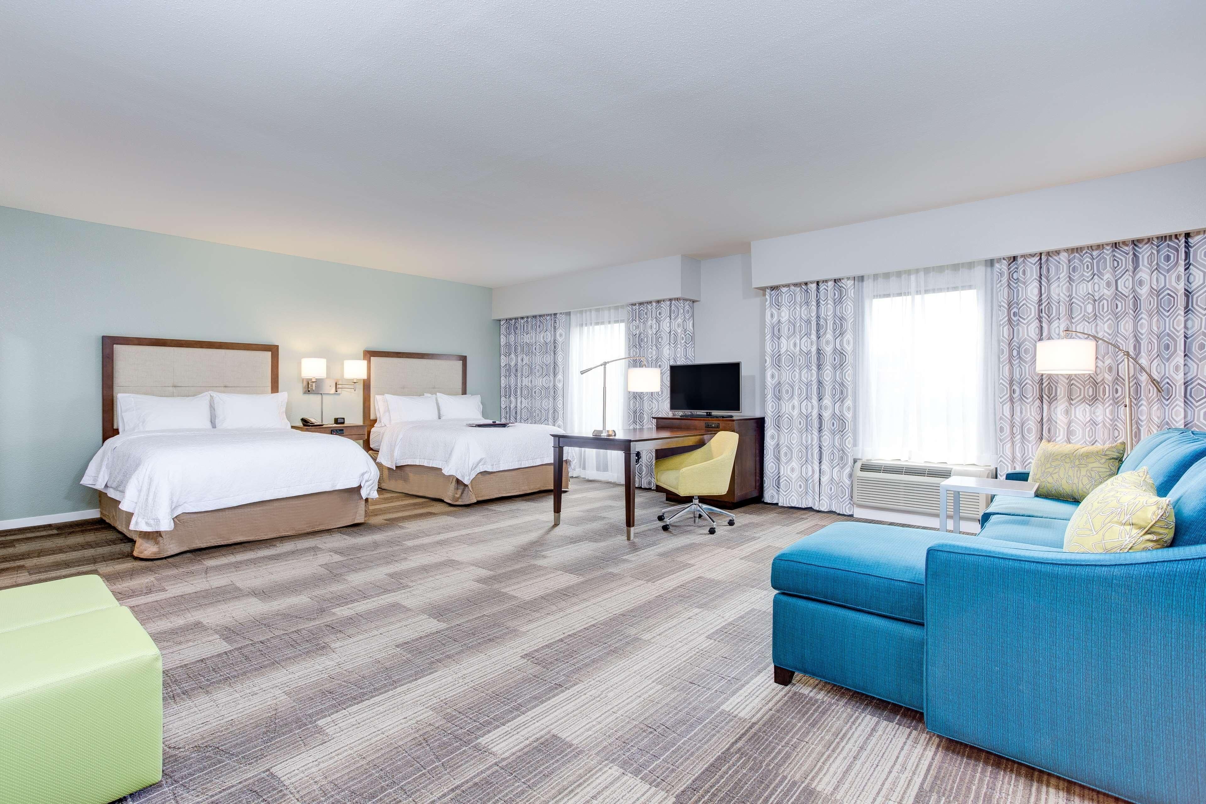 Free WiFi, alarm clocks, bed sheets