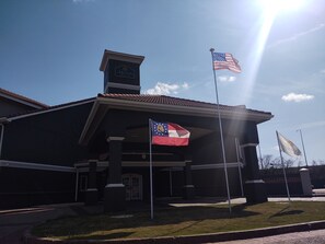 Fachada de la propiedad