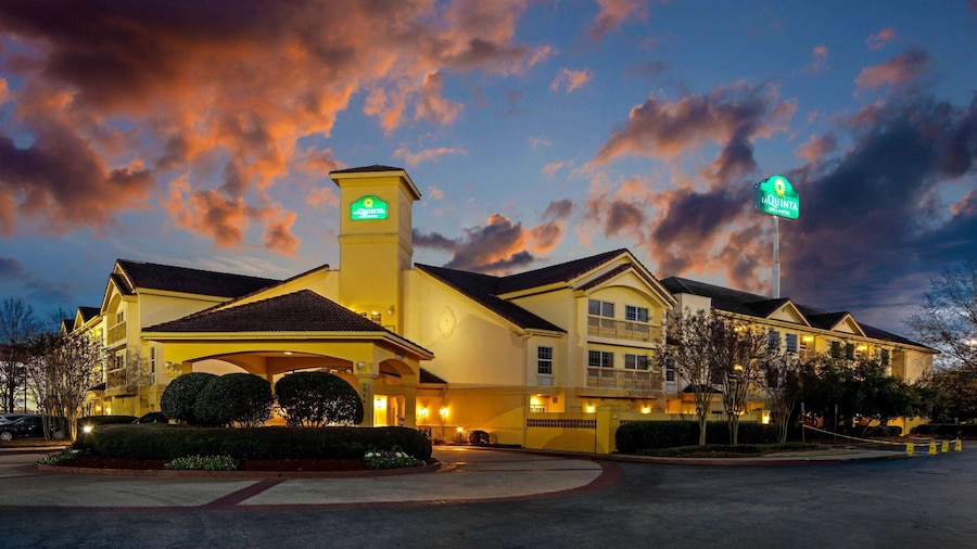 La Quinta Inn & Suites by Wyndham Macon