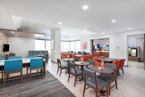 Free buffet breakfast