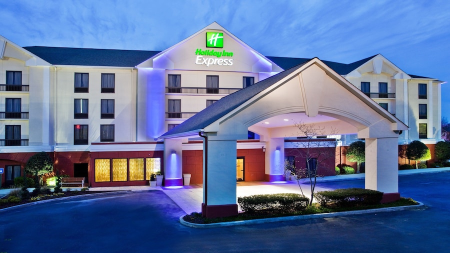 Holiday Inn Express Atlanta West - Theme Park Area by IHG