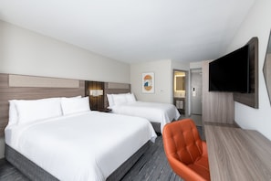 Premium bedding, desk, blackout drapes, iron/ironing board - Holiday Inn Express Atlanta West - Theme Park Area by IHG (Lithia Springs)