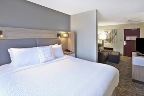 Suite, 1 King Bed with Sofa bed, Non Smoking | Premium bedding, desk, iron/ironing board, free cots/infant beds