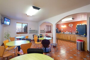 Desayuno para llevar incluido todos los días