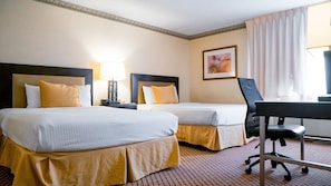 In-room safe, desk, iron/ironing board, free WiFi - Motel 6 Anaheim Hills (Anaheim)