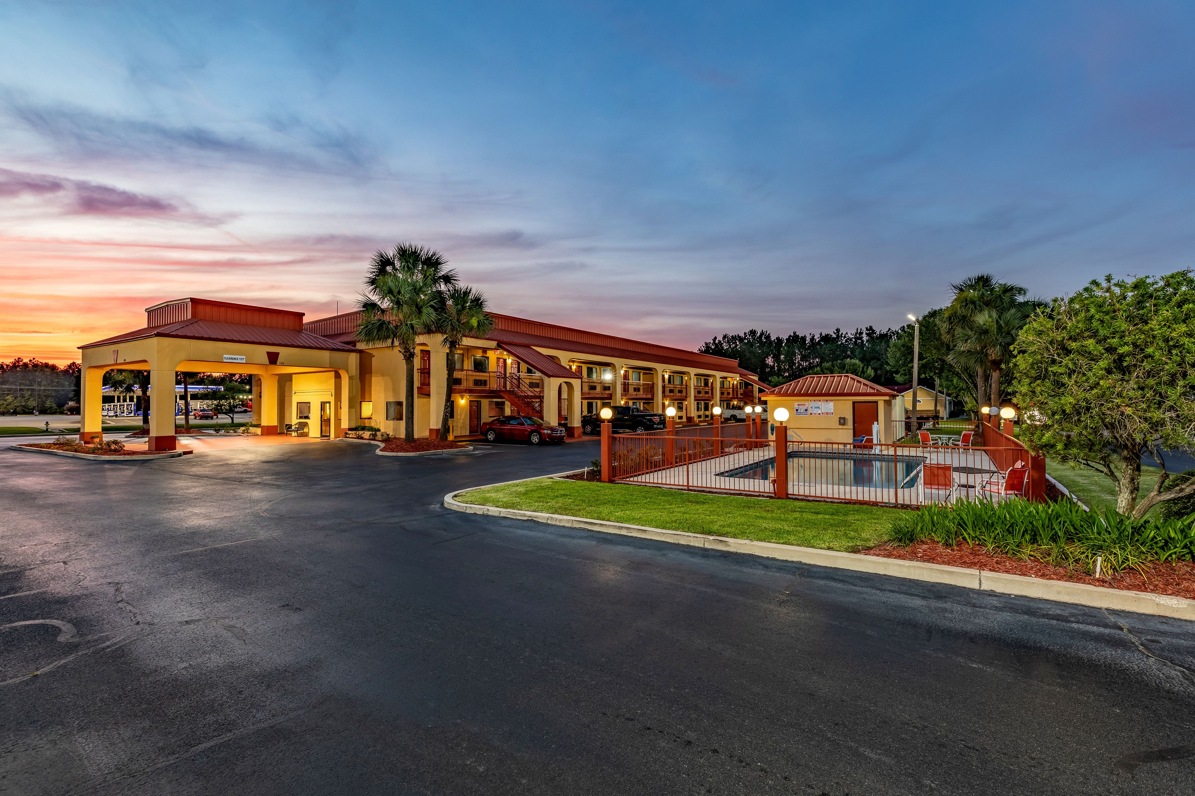 Façade de l’hébergement - soirée/nuit