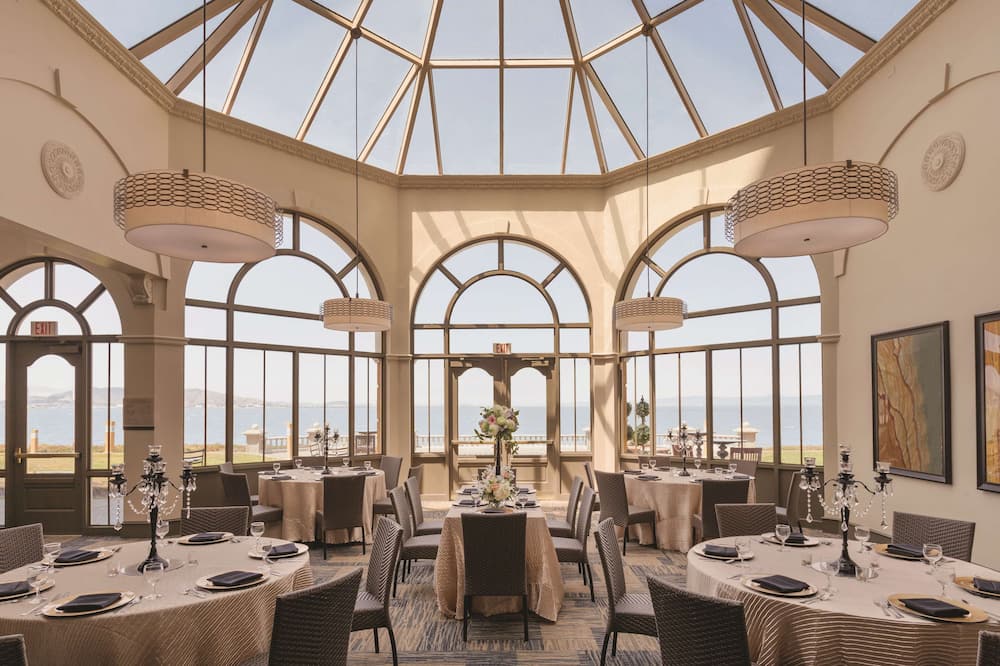 Embassy Suites by Hilton San Francisco Airport Waterfront
