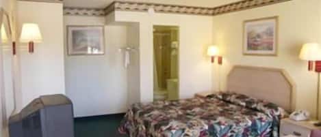 Habitación Confort, 1 cama Queen size, para no fumadores, refrigerador y microondas | Ropa de cama de alta calidad y escritorio