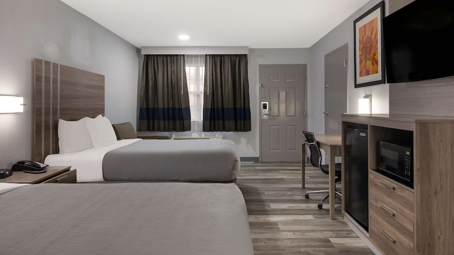 Quality Inn near Casinos and Convention Center