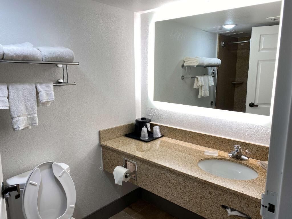 Bathroom | Shower, free toiletries, hair dryer, towels