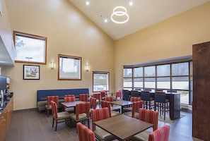 Dining - Comfort Inn University Area (Baton Rouge)