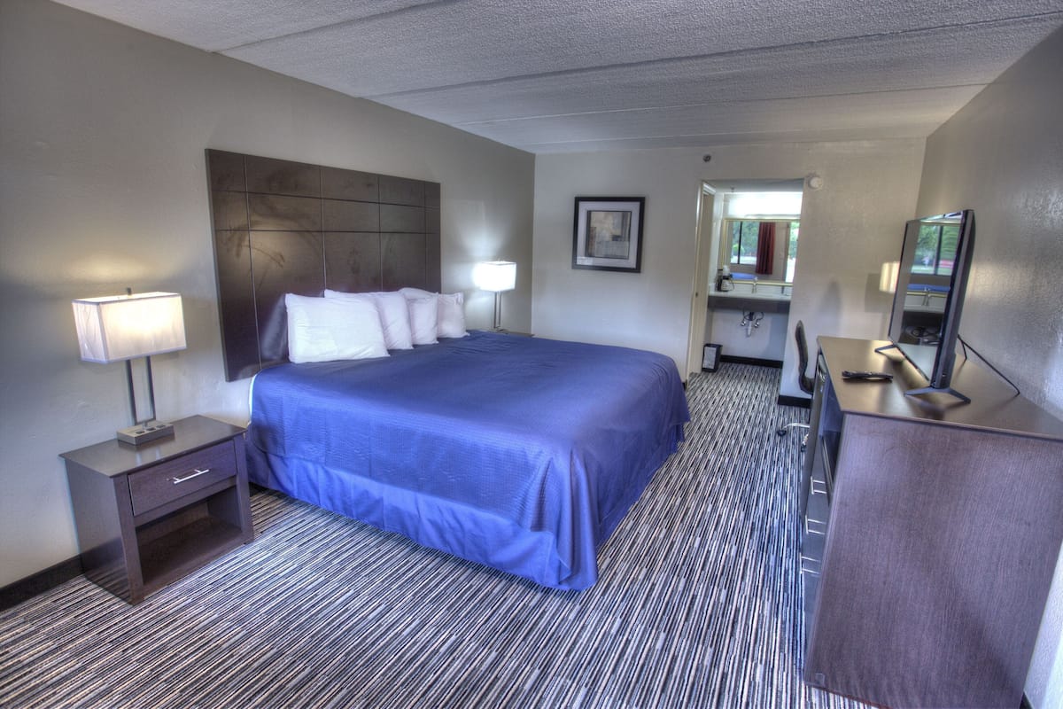 Pillowtop beds, desk, laptop workspace, free WiFi