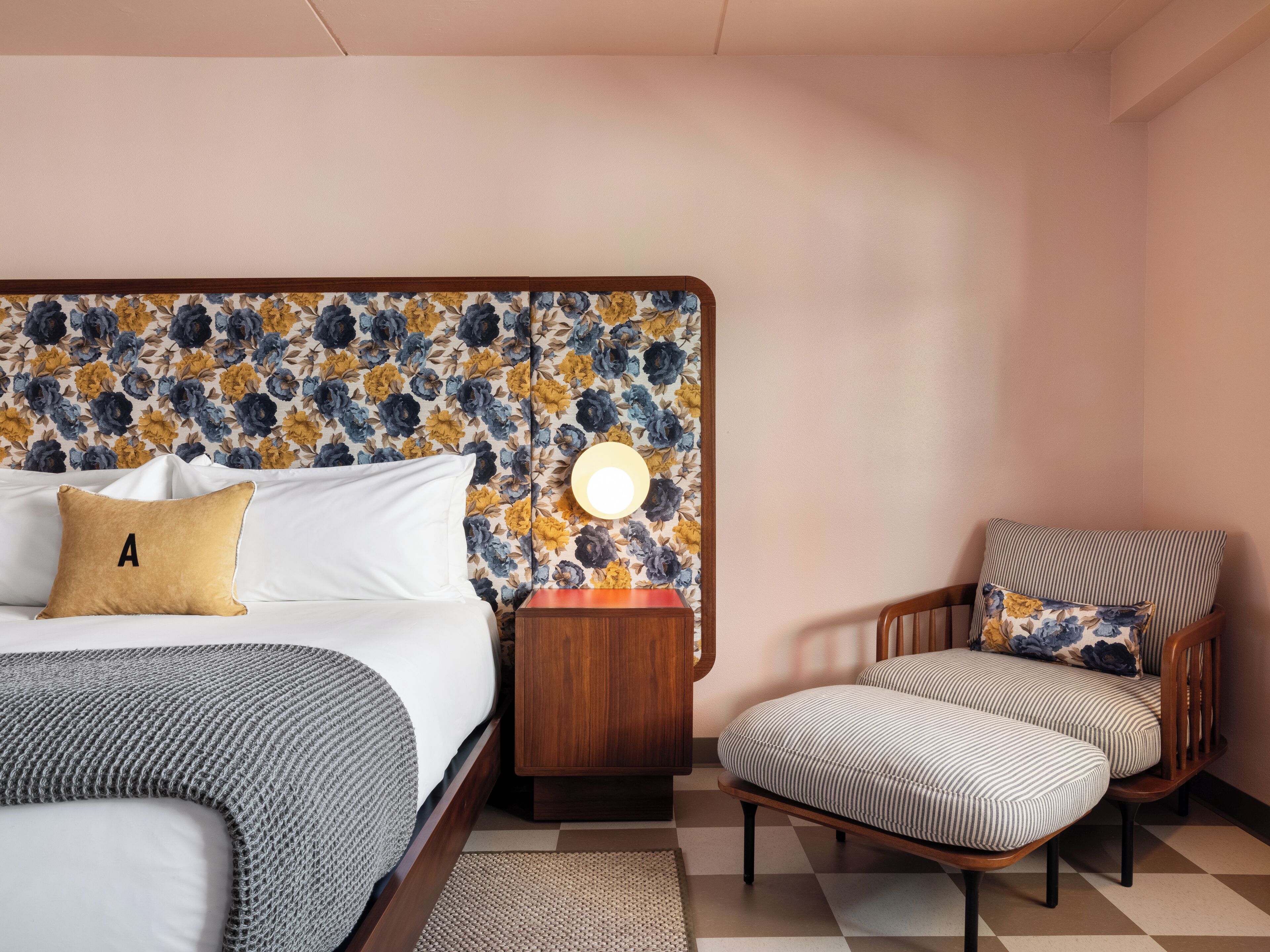 Premium bedding, minibar, in-room safe, free WiFi