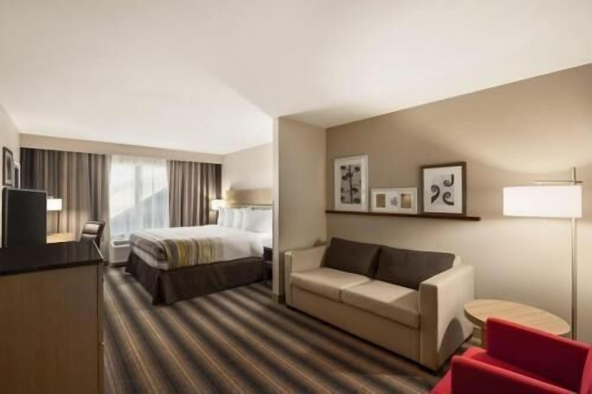 In-room safe, desk, iron/ironing board, free cribs/infant beds