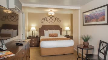 Family Apartment (Motel) (No Pets) | Egyptian cotton sheets, premium bedding, desk, free WiFi