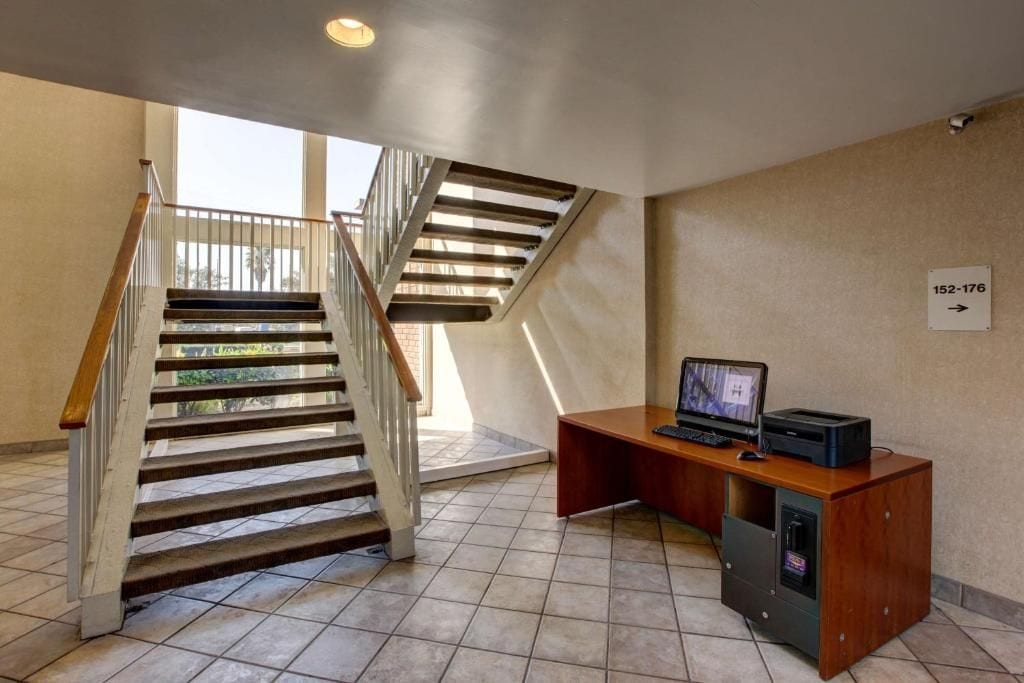 Foto - Motel 6 Irvine - Orange County Airport