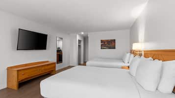 Kamar Eksekutif, 2 Tempat Tidur Queen | Meja kerja, ruang kerja ramah laptop, dan setrika/meja setrika