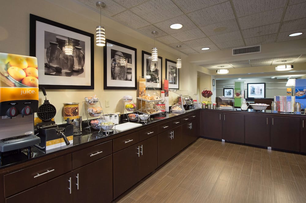 Hampton Inn Gainesville