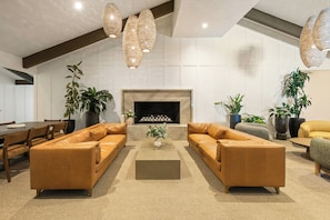 Lobby - Guesthouse Hotel at La Valle (Rancho Santa Fe)