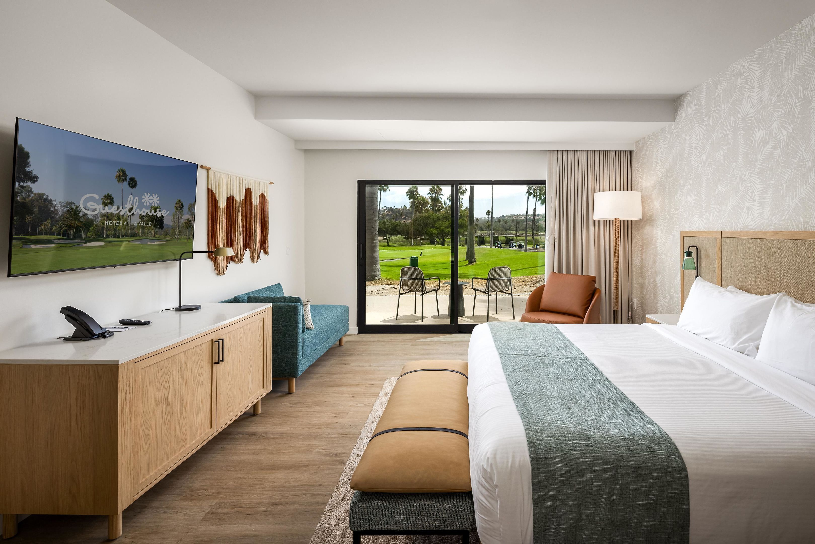 Suite, 1 King Bed, Accessible, Golf View (ADA Roll in Shower) | Down comforters, desk, laptop workspace, blackout drapes