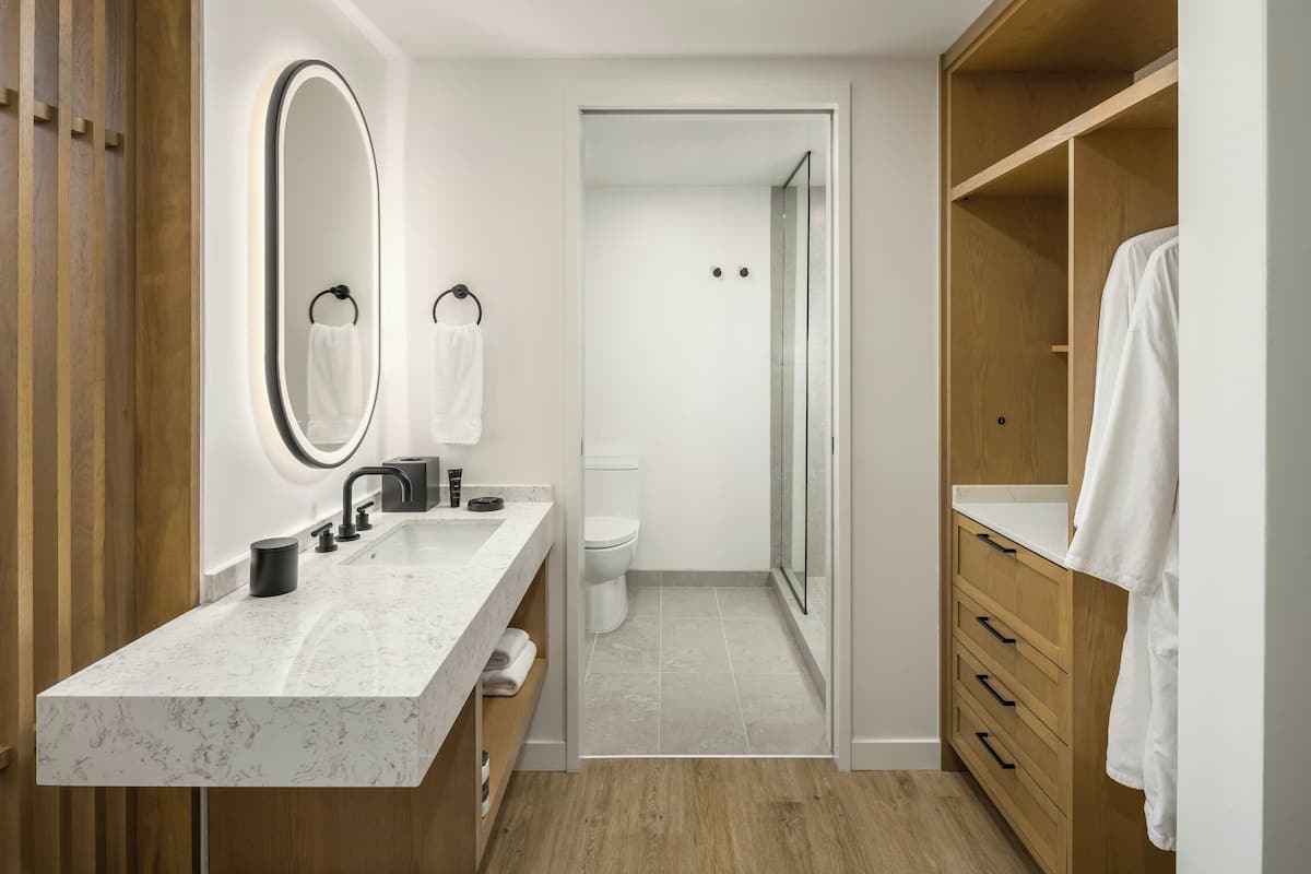 Down duvets, desk, laptop workspace, blackout curtains