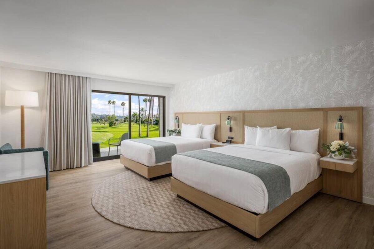 Suite, 2 Queen Beds