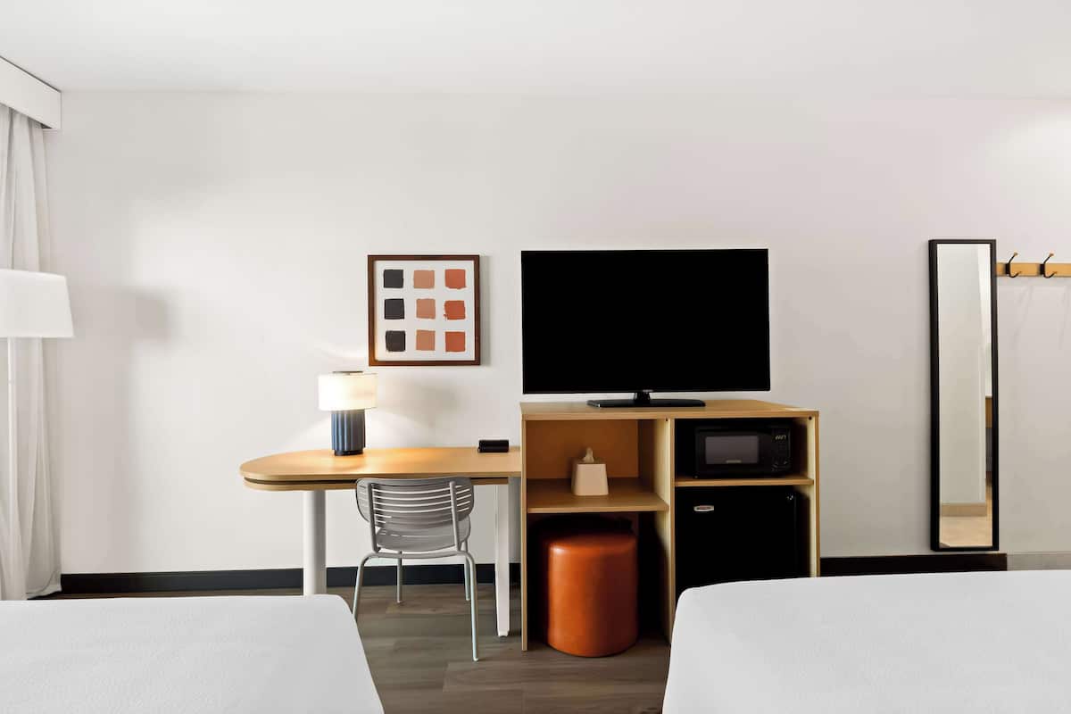 Ropa de cama de alta calidad y cortinas blackout