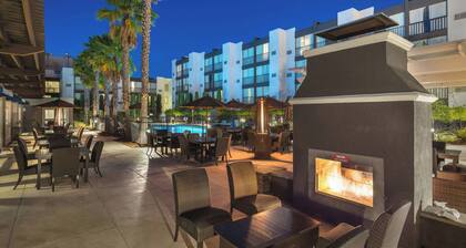 Marin Hilltop Hotel