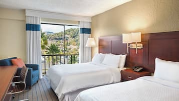 Ropa de cama de alta calidad y camas con pillow-top