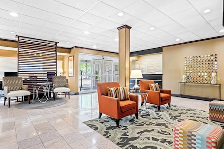 Lobby. Best Western Gwinnett Center Hotel