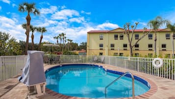 Alberca al aire libre